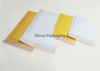 حجم الشحن 4 Kraft Bubble Mailers ، مغلفات بريدية بيضاء / صفراء 9.5 "× 14"