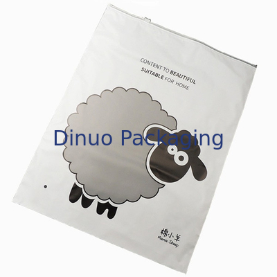 حقائب التعبئة والتغليف CPE القابلة لإعادة التدوير حقيبة الملابس CPE / PVC / PE Ziplock 17 X 20cm
